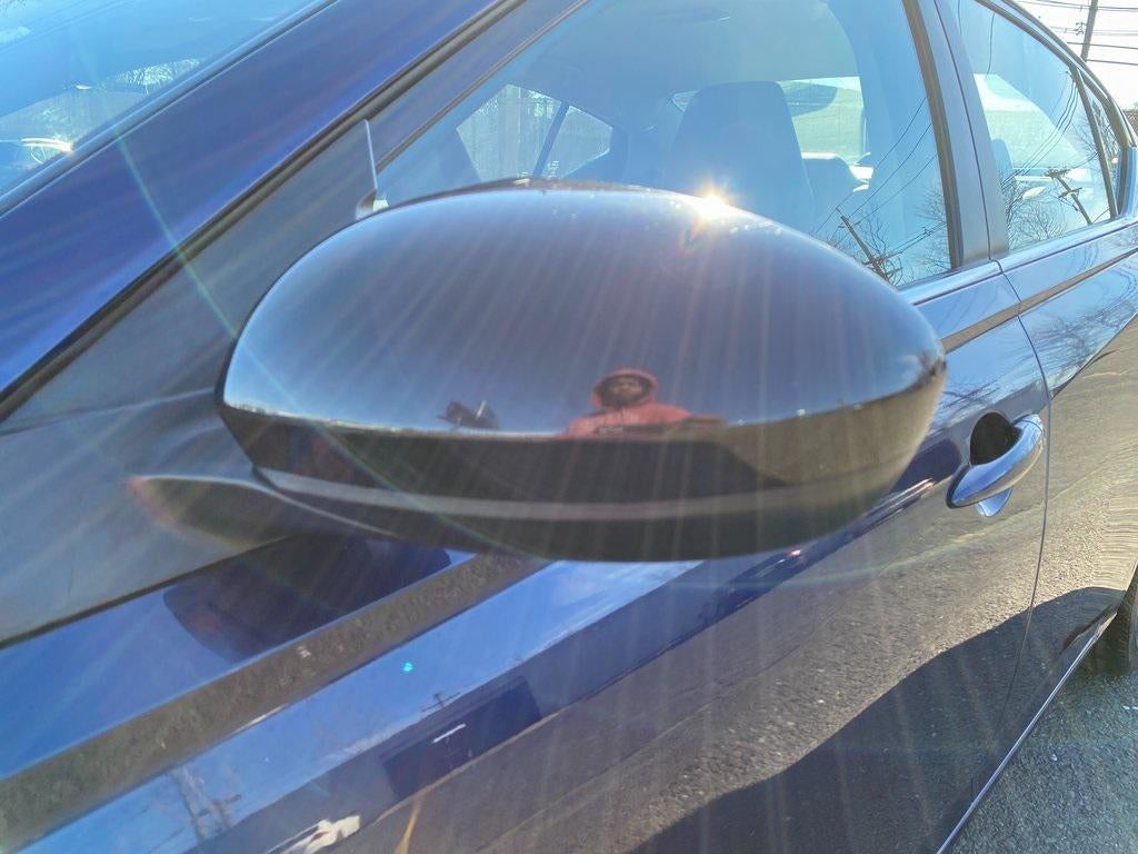 2022 Nissan Altima SR FWD