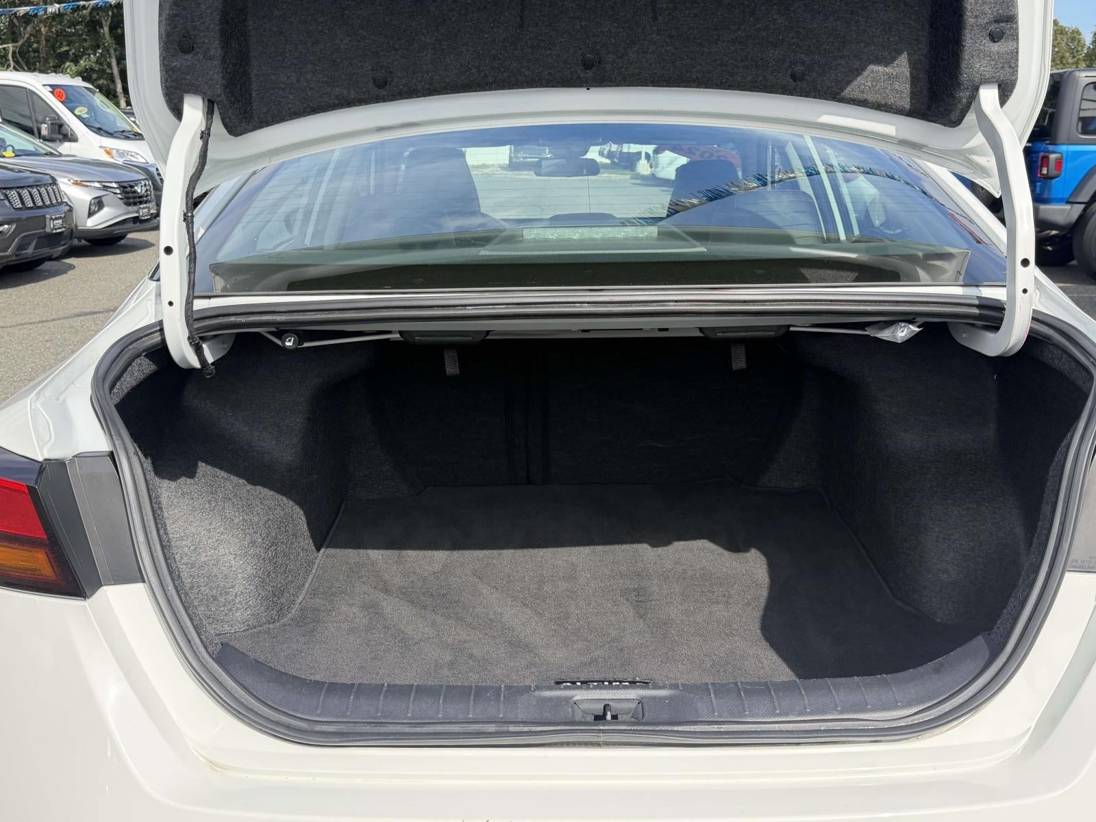 2024 Nissan Altima SR FWD