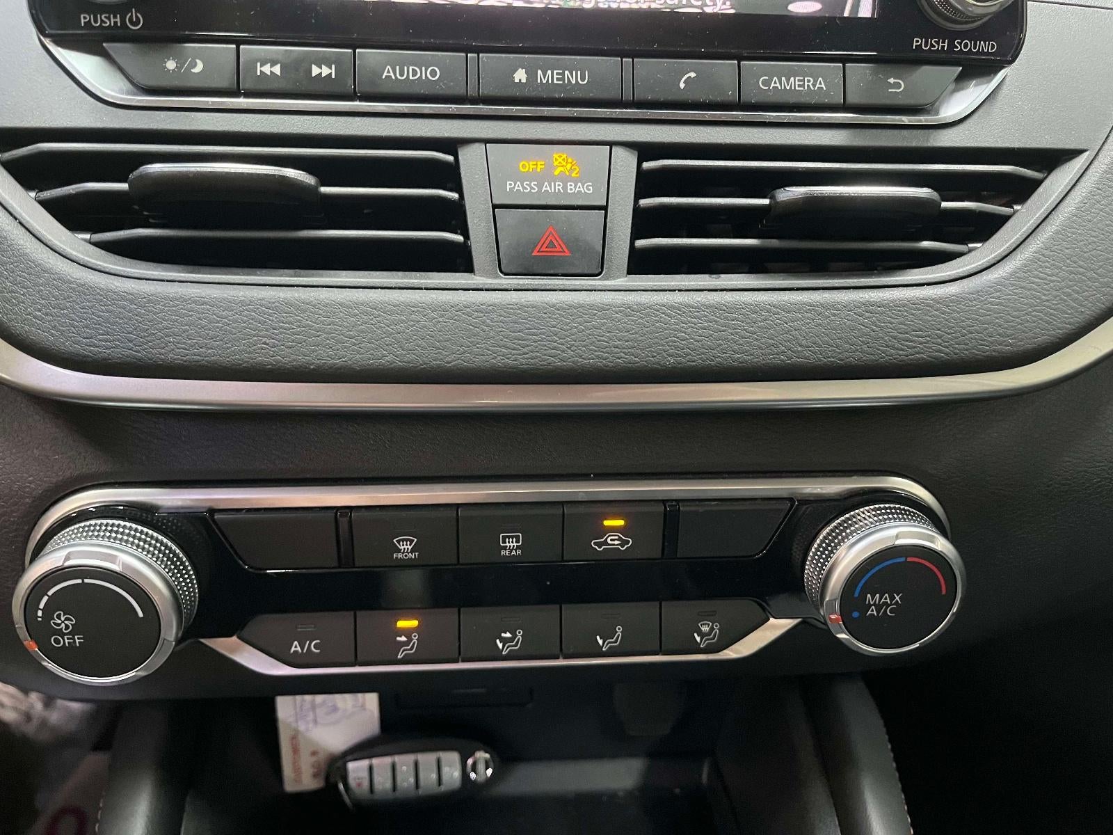 2021 Nissan Altima SR Intelligent AWD