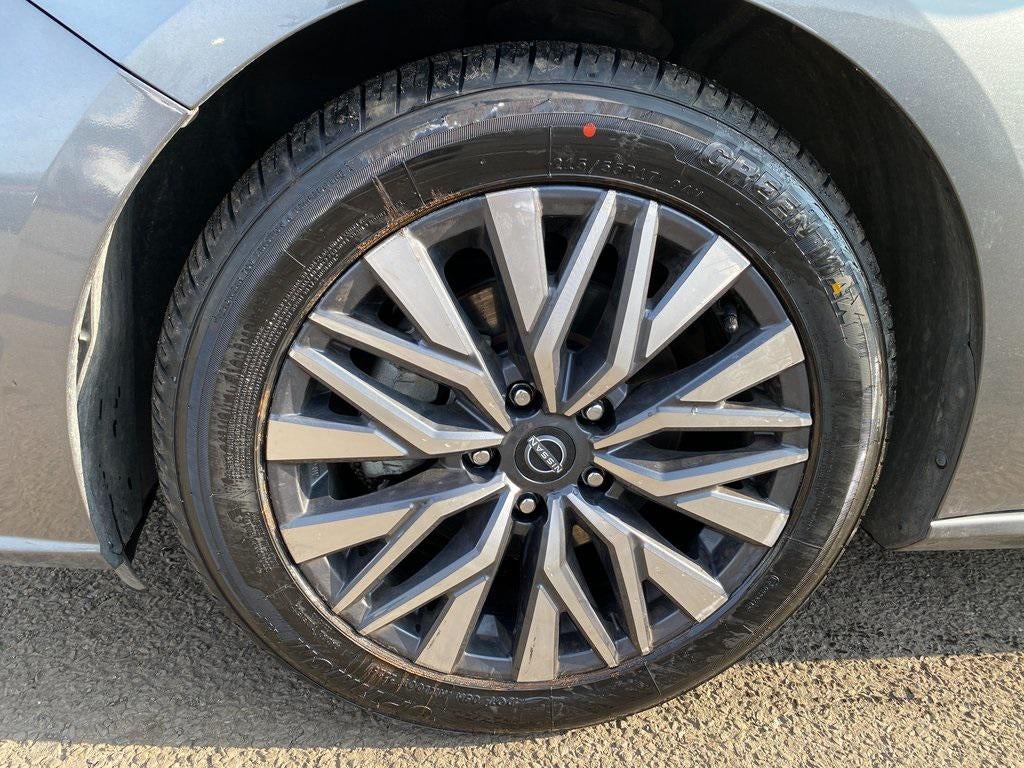 2023 Nissan Altima SV FWD