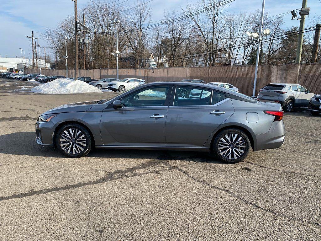 2023 Nissan Altima SV FWD