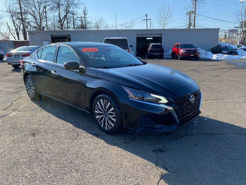 2023 Nissan Altima SV FWD