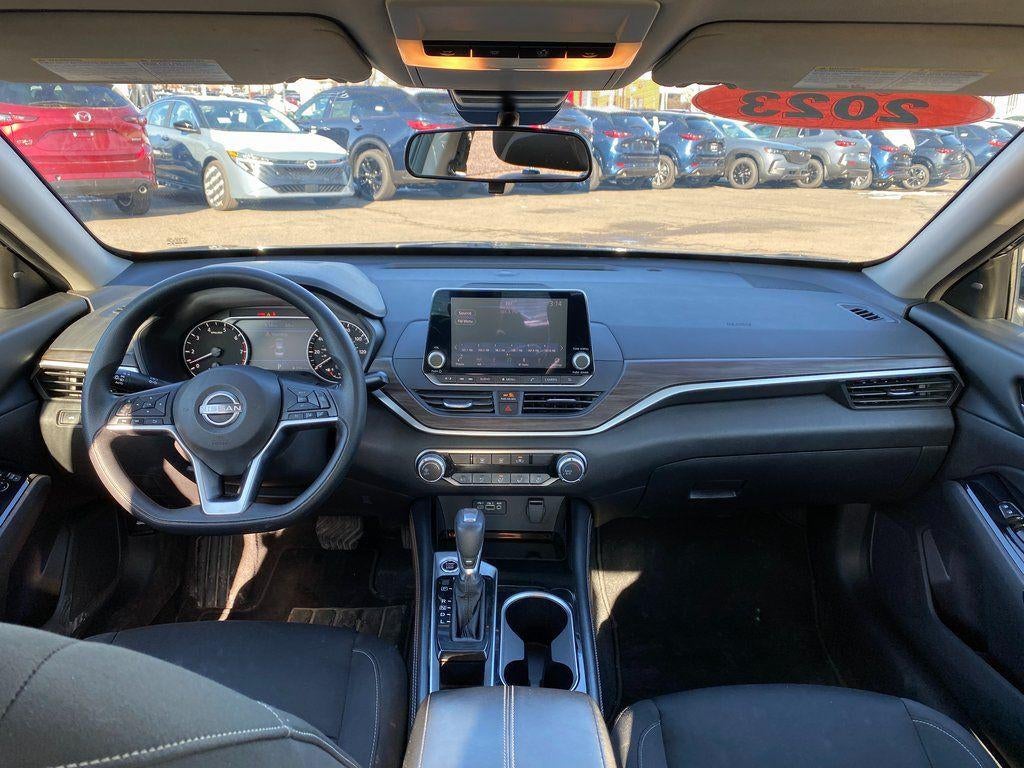 2023 Nissan Altima SV FWD