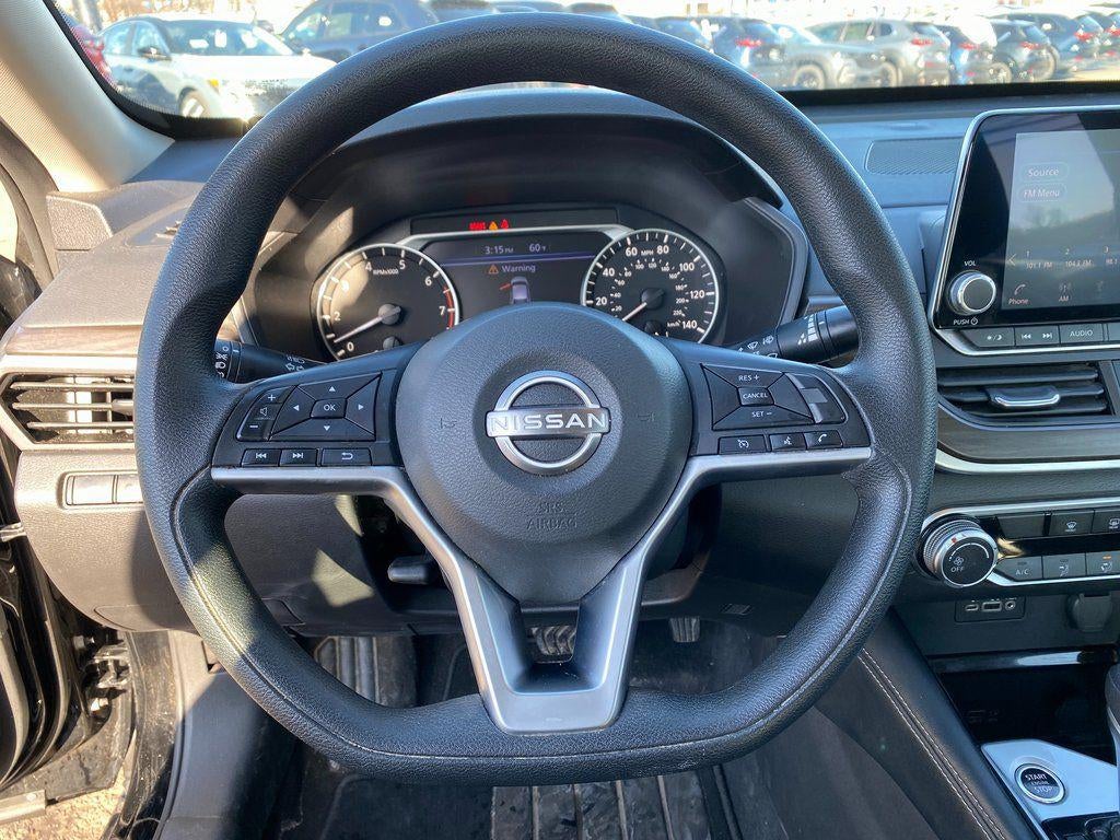 2023 Nissan Altima SV FWD