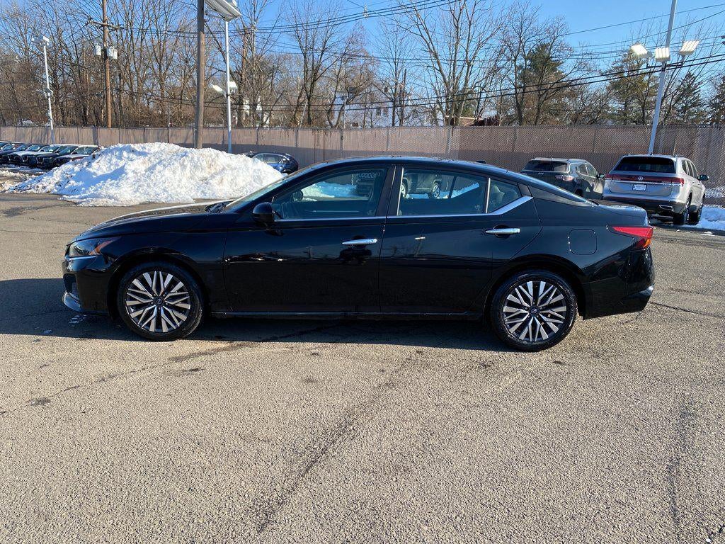 2023 Nissan Altima SV FWD