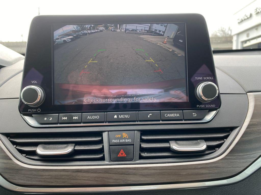 2024 Nissan Altima SV FWD