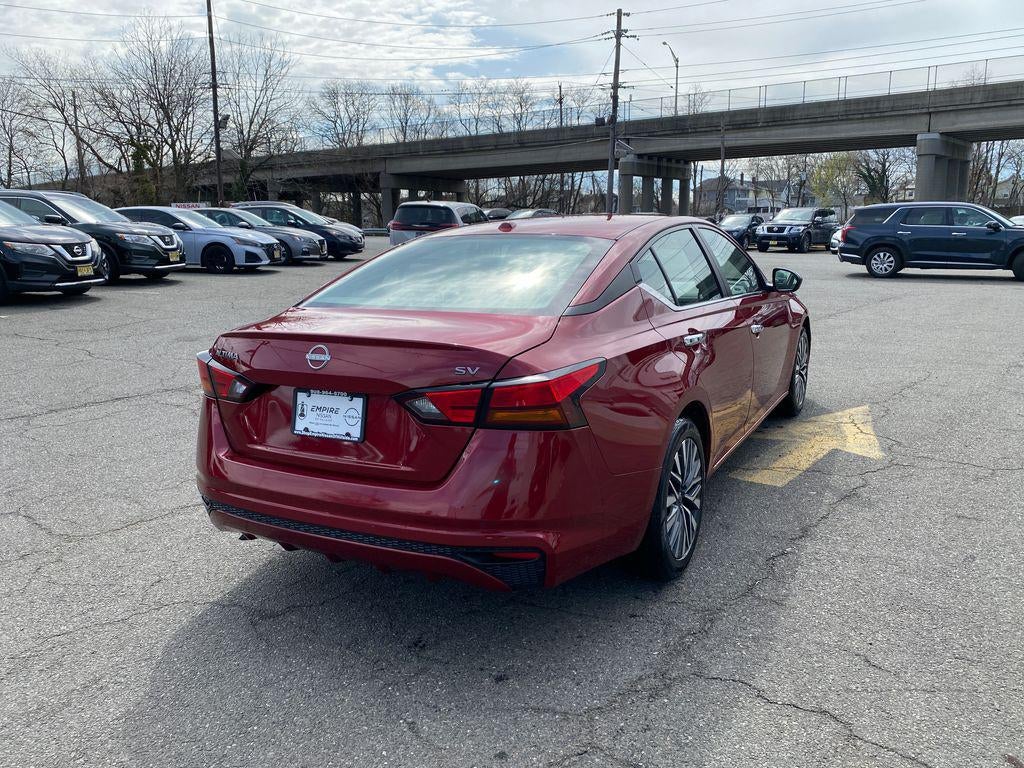 2024 Nissan Altima SV FWD