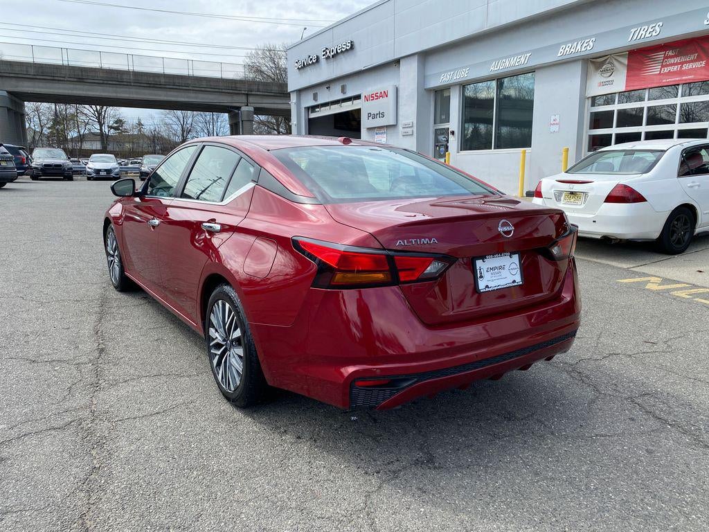2024 Nissan Altima SV FWD