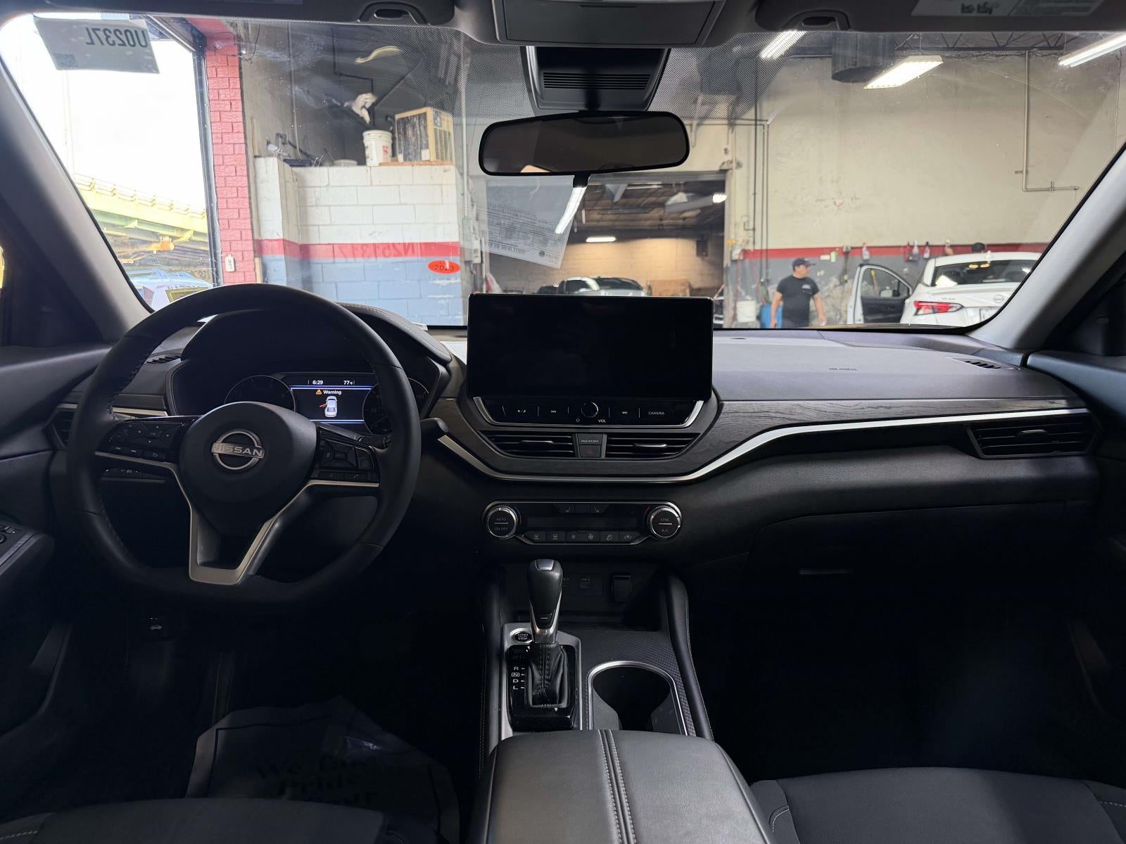 2025 Nissan Altima SV FWD