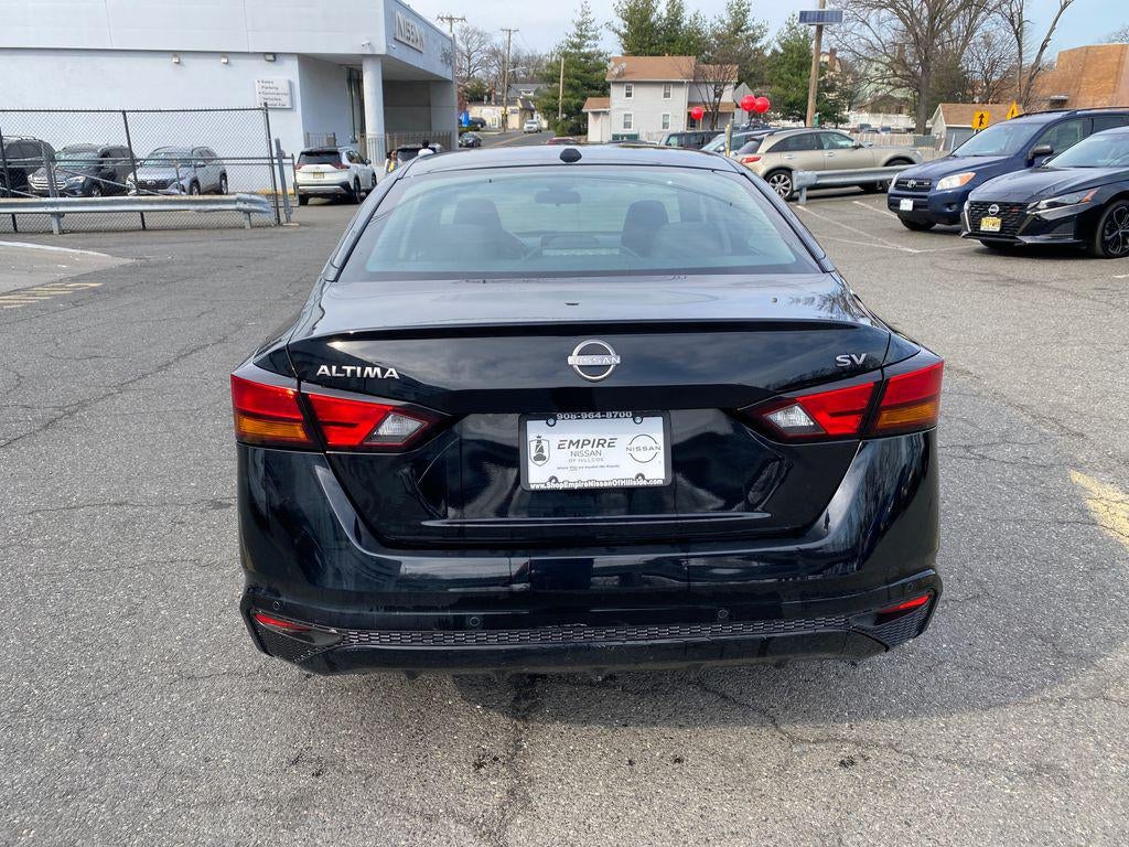2023 Nissan Altima SV FWD