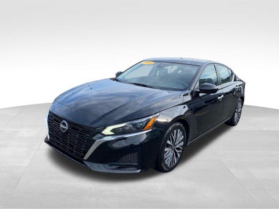 2023 Nissan Altima SV FWD