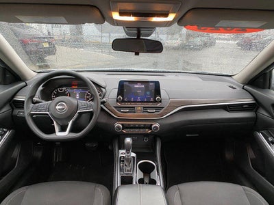 2023 Nissan Altima SV FWD