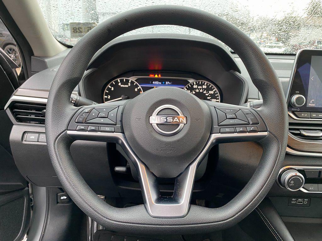 2023 Nissan Altima SV FWD