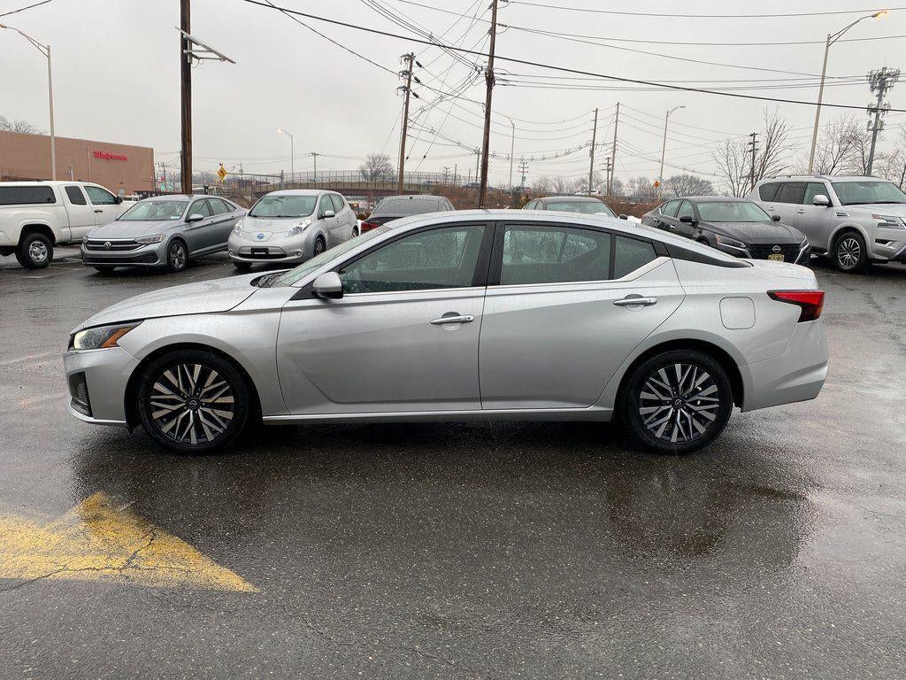 2023 Nissan Altima SV FWD