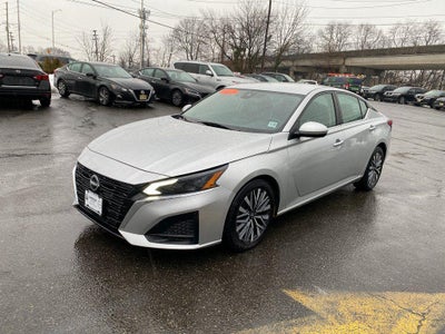 2023 Nissan Altima SV FWD