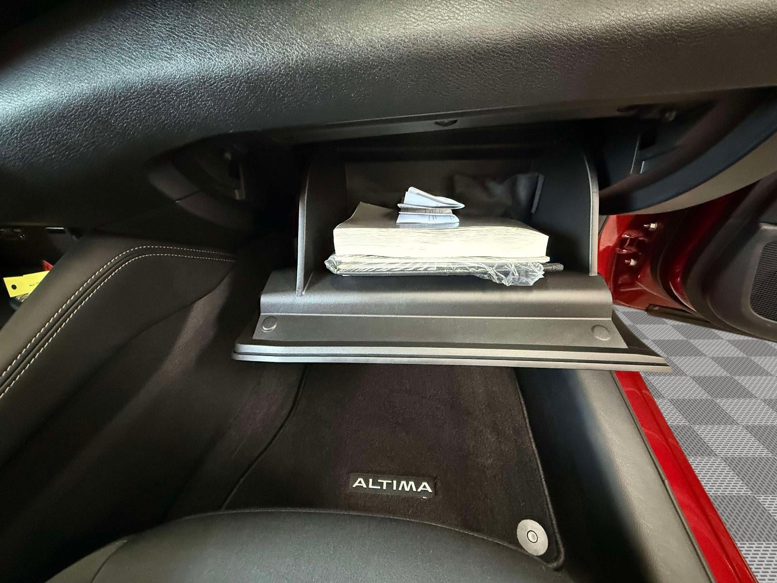 2023 Nissan Altima SV FWD