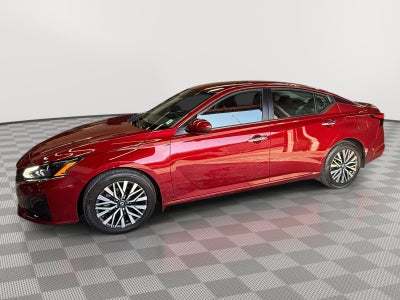 2023 Nissan Altima SV FWD