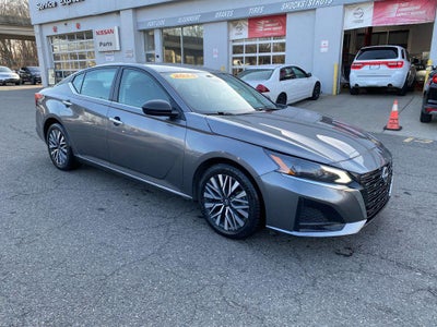 2024 Nissan Altima SV FWD