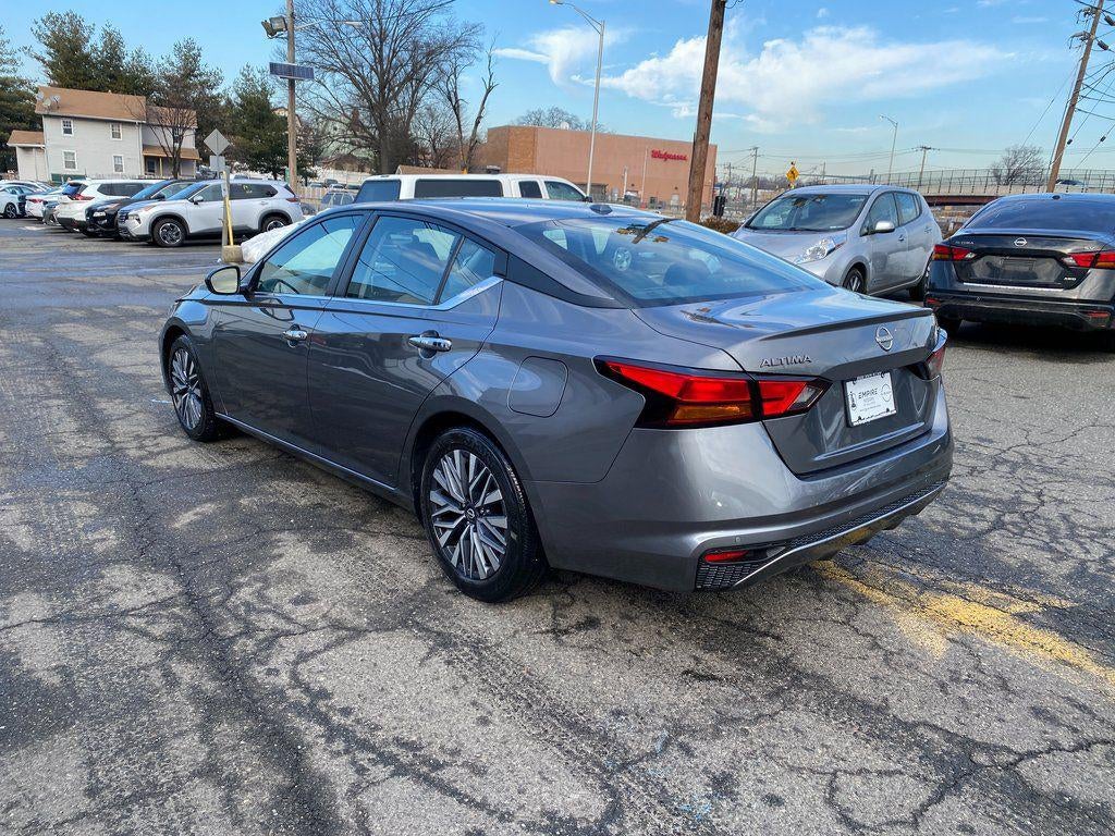 2024 Nissan Altima SV FWD