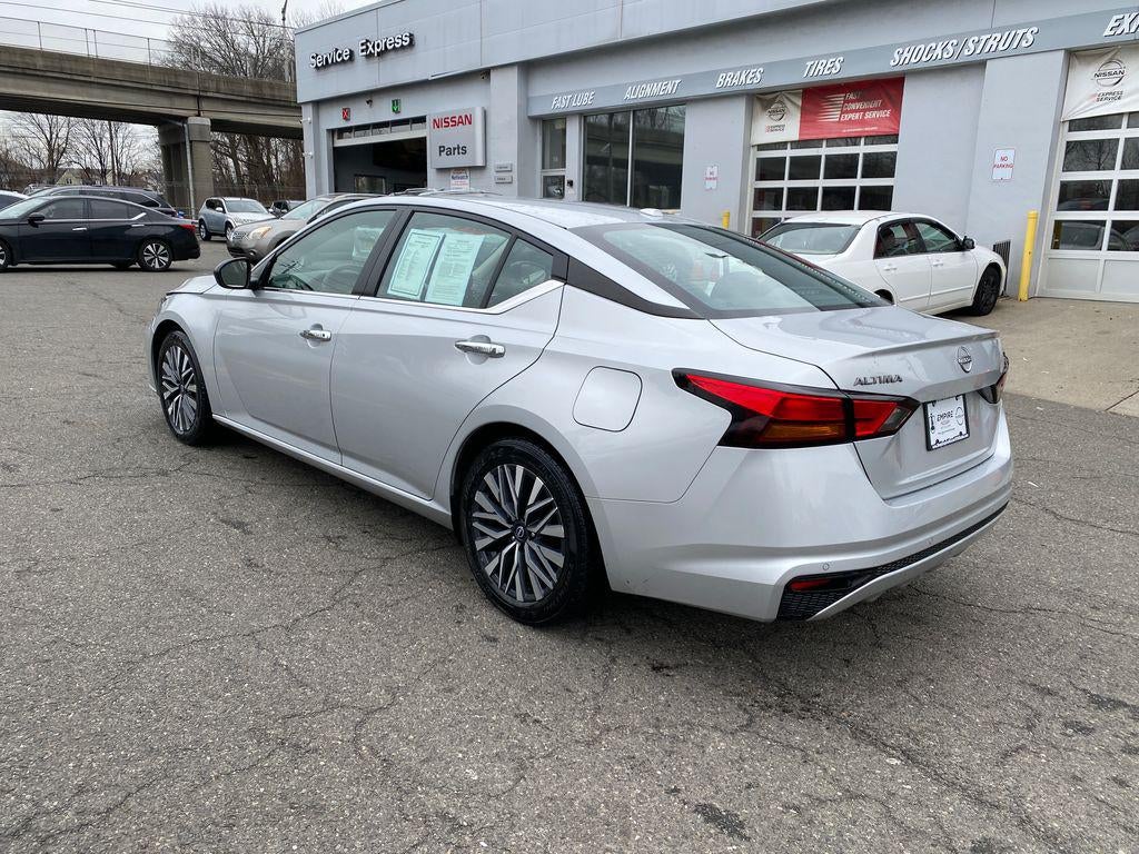 2024 Nissan Altima SV FWD