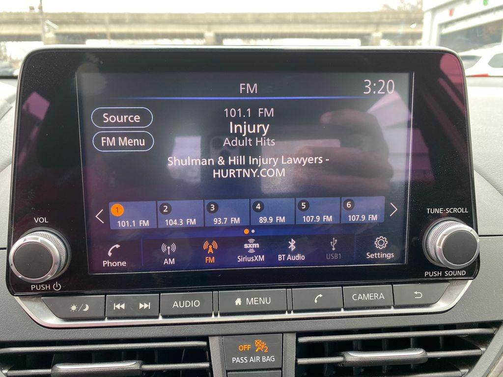 2024 Nissan Altima SV FWD