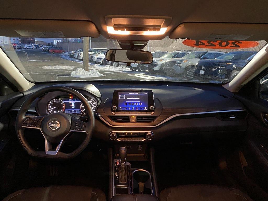 2024 Nissan Altima SV FWD