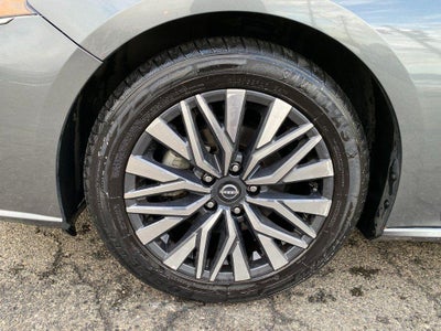 2023 Nissan Altima SV FWD