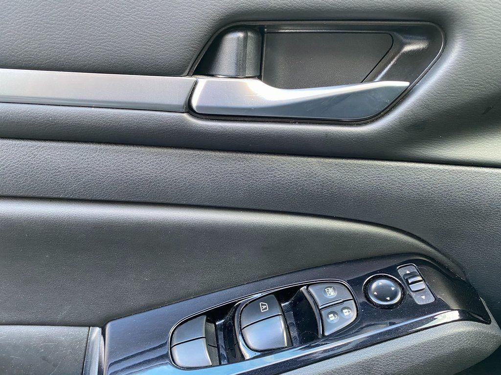 2023 Nissan Altima SV FWD