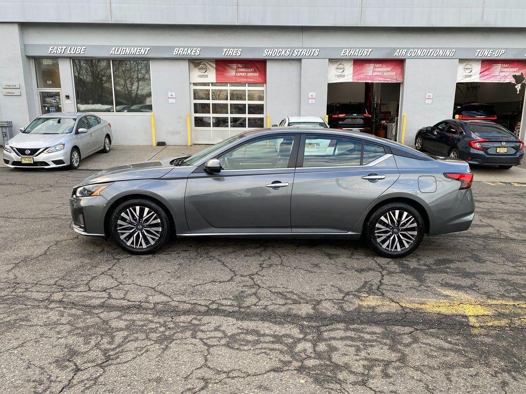 2023 Nissan Altima SV FWD