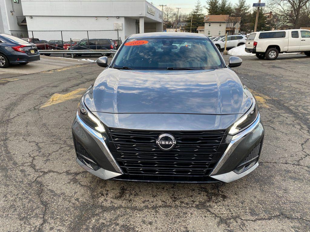 2023 Nissan Altima SV FWD