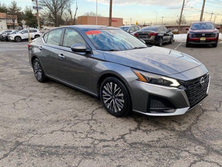 2023 Nissan Altima SV FWD