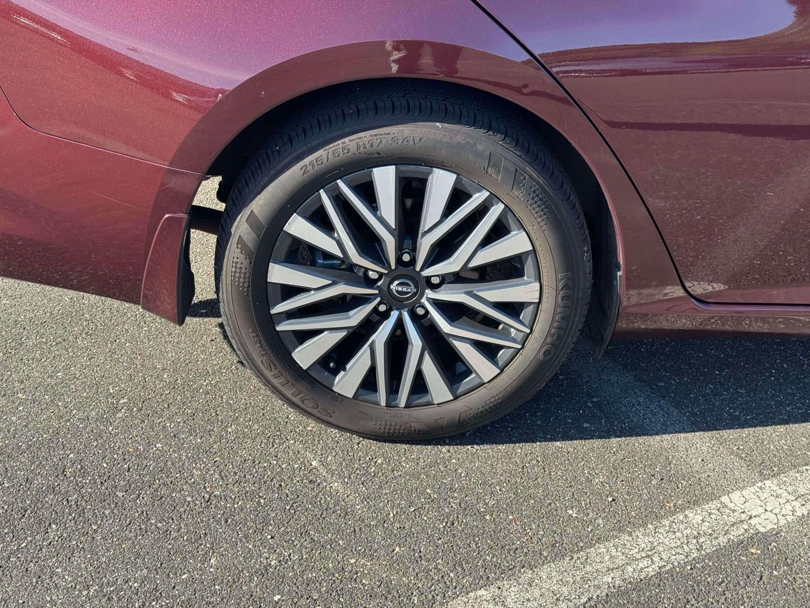 2024 Nissan Altima SV FWD