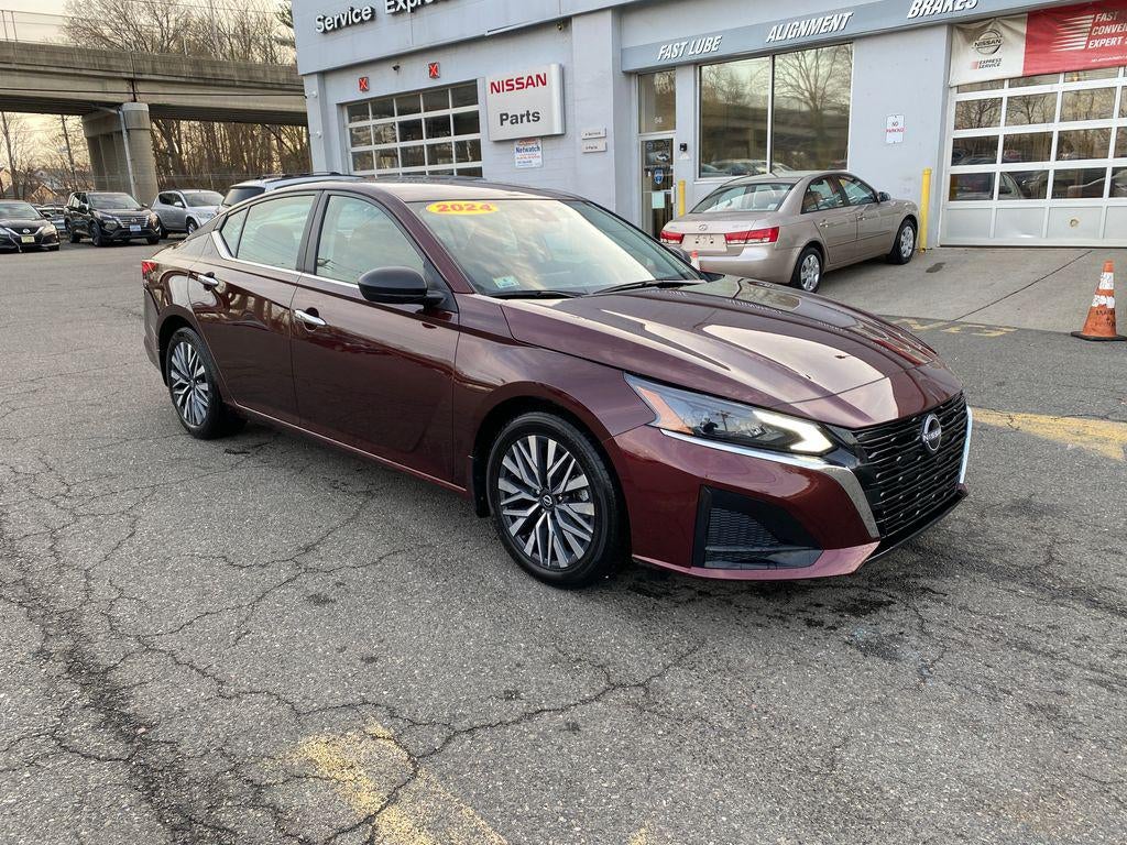 2024 Nissan Altima SV FWD