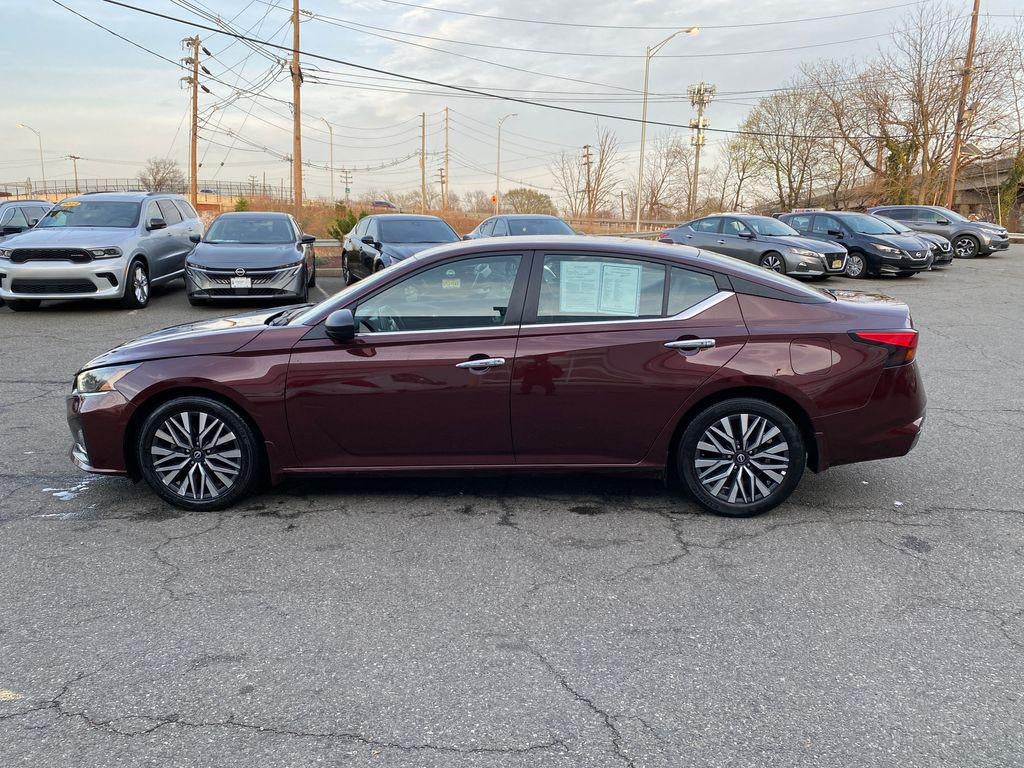 2024 Nissan Altima SV FWD