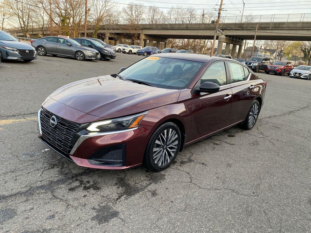 2024 Nissan Altima SV FWD