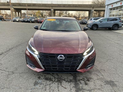 2024 Nissan Altima SV FWD