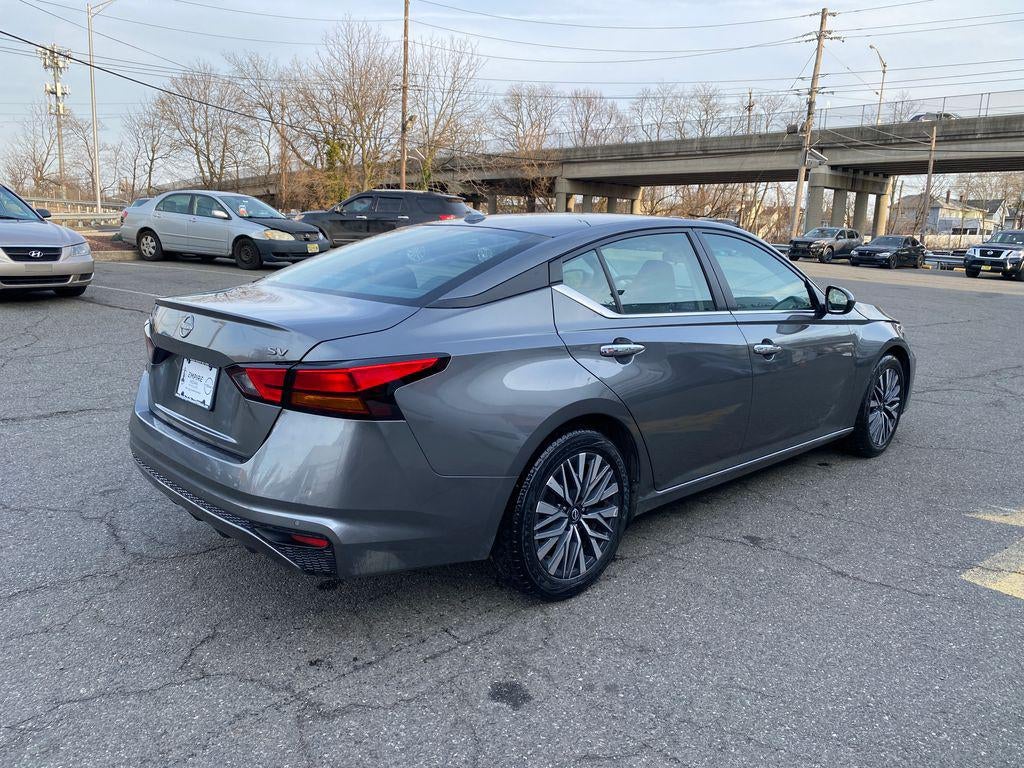 2023 Nissan Altima SV FWD