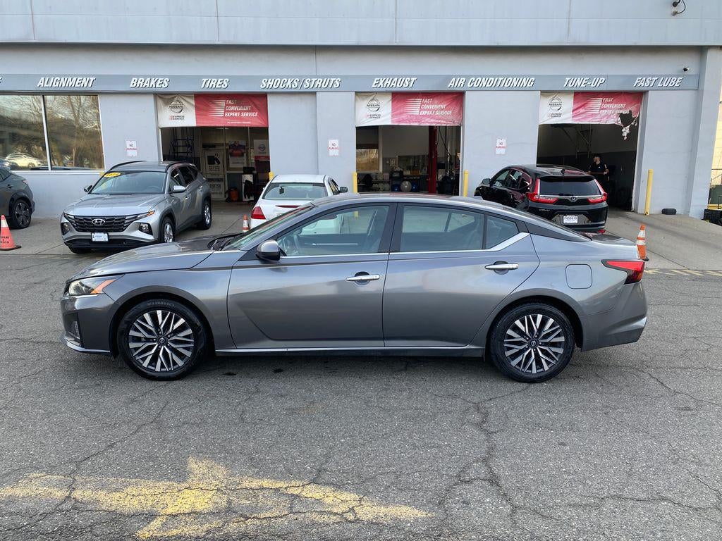 2023 Nissan Altima SV FWD
