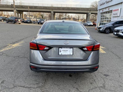 2023 Nissan Altima SV FWD