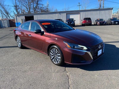 2024 Nissan Altima SV FWD