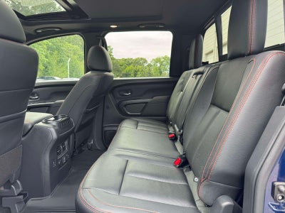 2024 Nissan TITAN Crew Cab PRO-4X 4x4