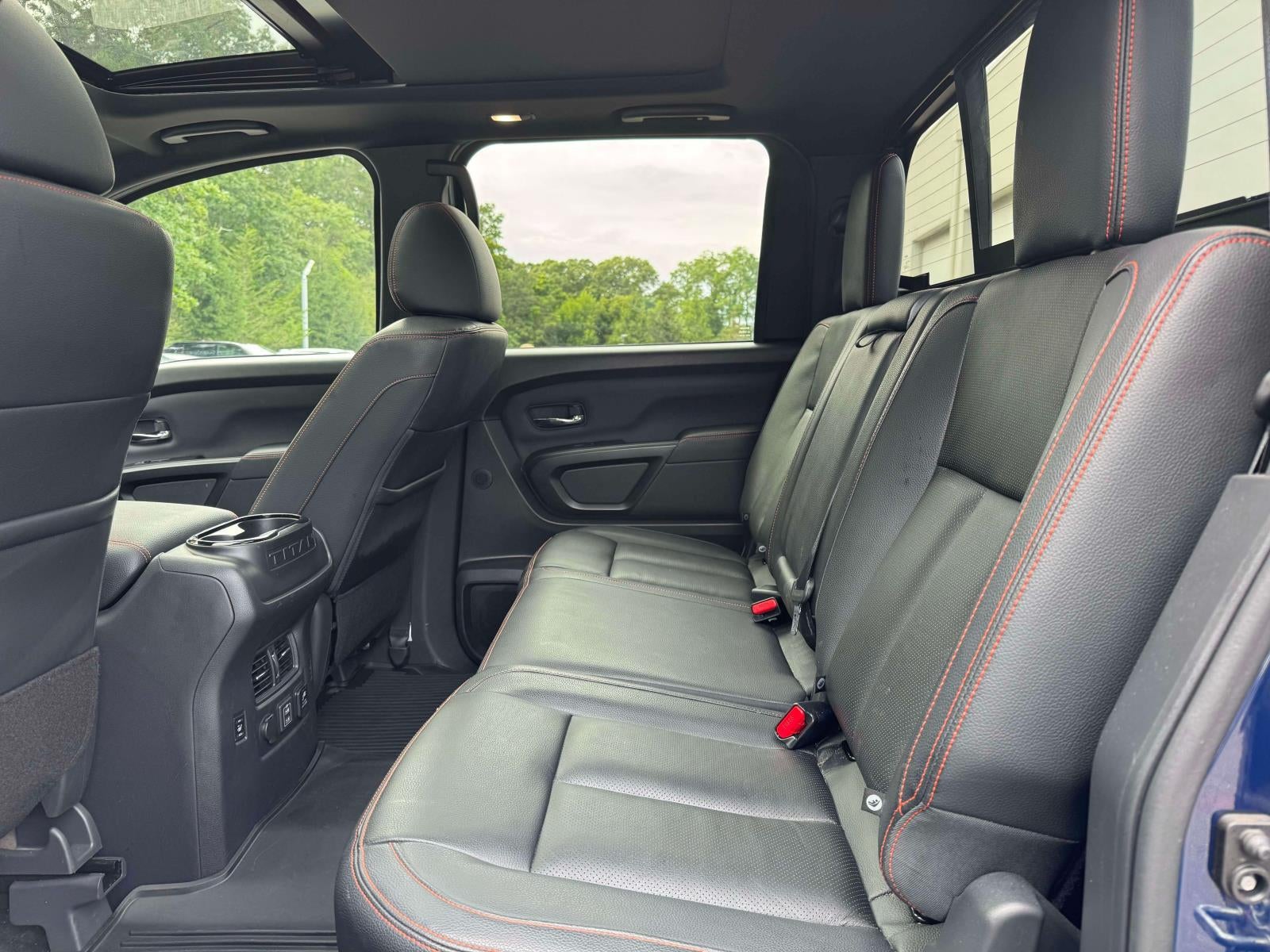 2024 Nissan TITAN Crew Cab PRO-4X 4x4