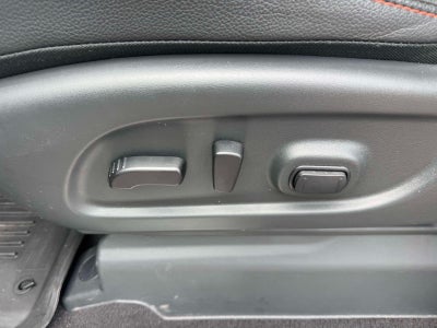 2024 Nissan TITAN Crew Cab PRO-4X 4x4