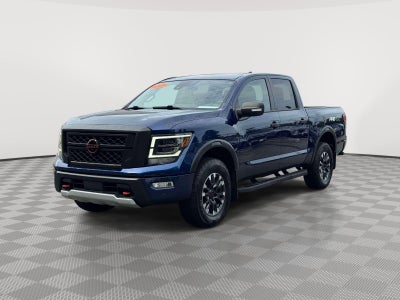 2024 Nissan TITAN Crew Cab PRO-4X 4x4