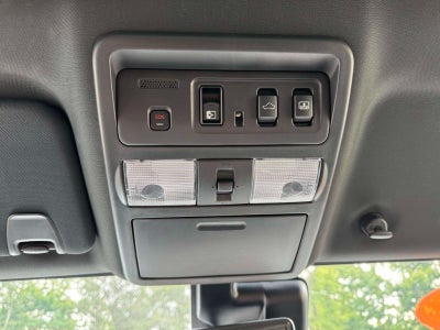 2024 Nissan TITAN Crew Cab PRO-4X 4x4