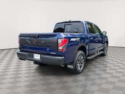 2024 Nissan TITAN Crew Cab PRO-4X 4x4