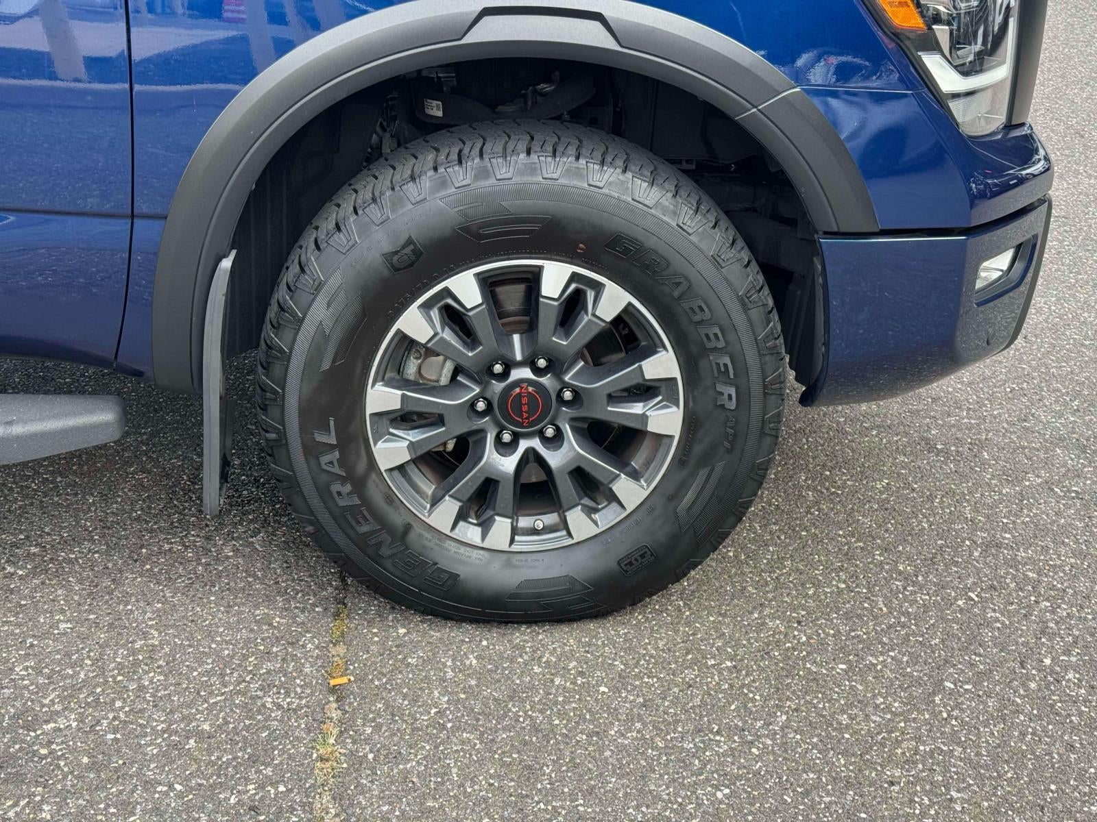 2024 Nissan TITAN Crew Cab PRO-4X 4x4