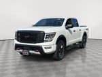 2021 Nissan TITAN Crew Cab PRO-4X 4x4