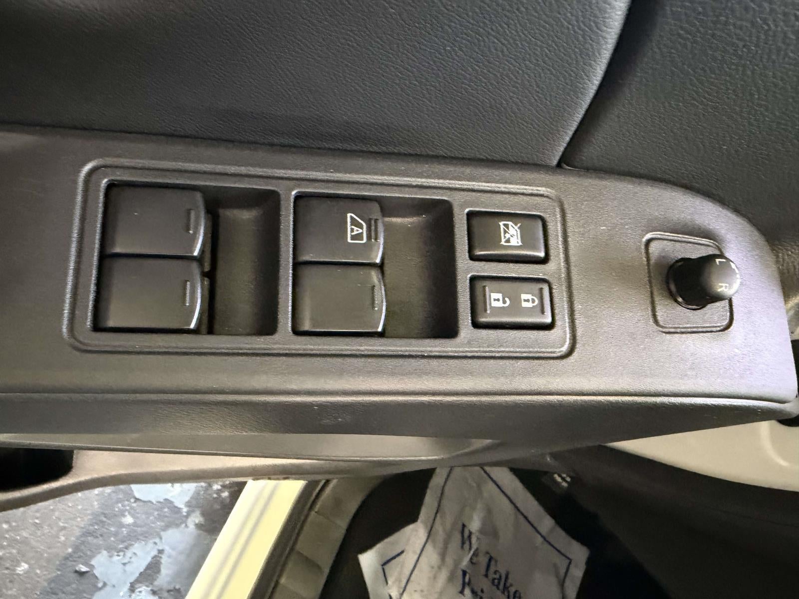 2025 Nissan Frontier Crew Cab SV 4x2