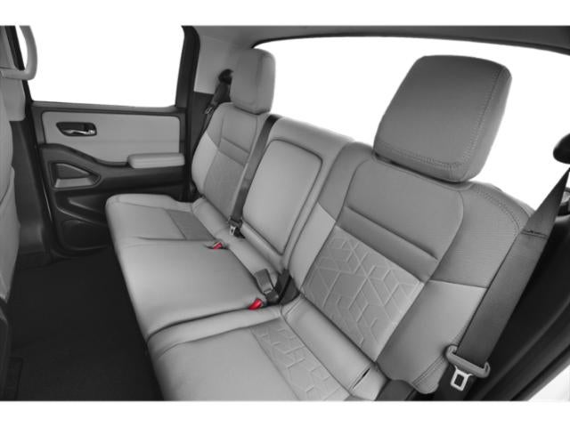 2025 Nissan Frontier Crew Cab SV 4x2